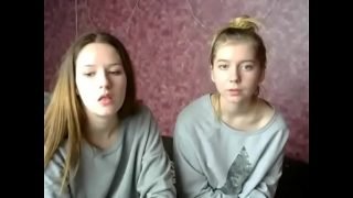 two girls one webcam – camgirls420.com